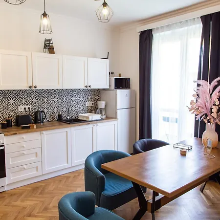 Apartament Art Eger